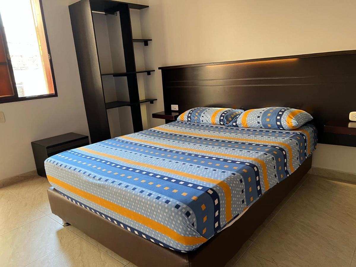 Hotel Marialu Ocana Ngoại thất bức ảnh