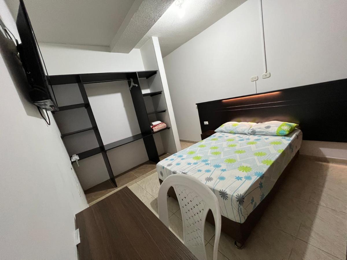 Hotel Marialu Ocana Ngoại thất bức ảnh