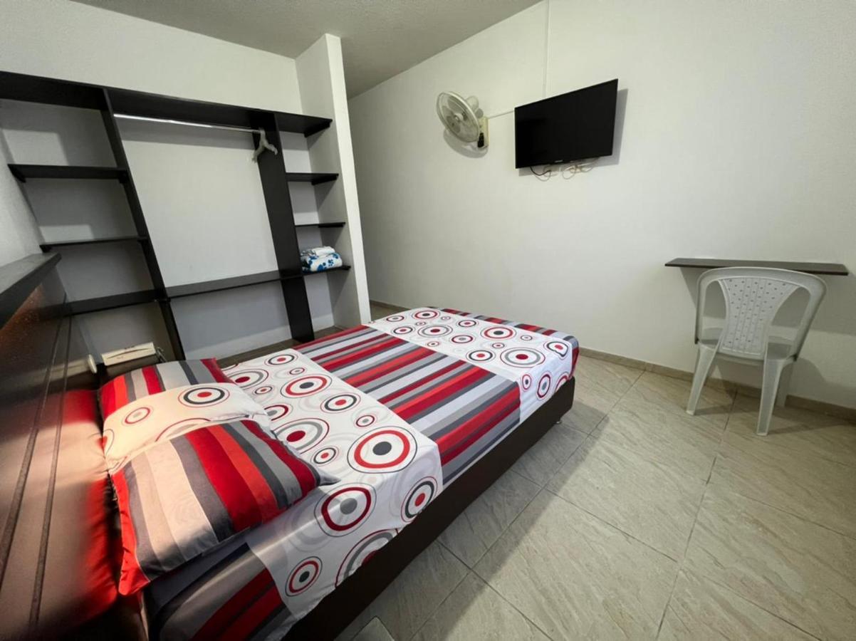Hotel Marialu Ocana Ngoại thất bức ảnh