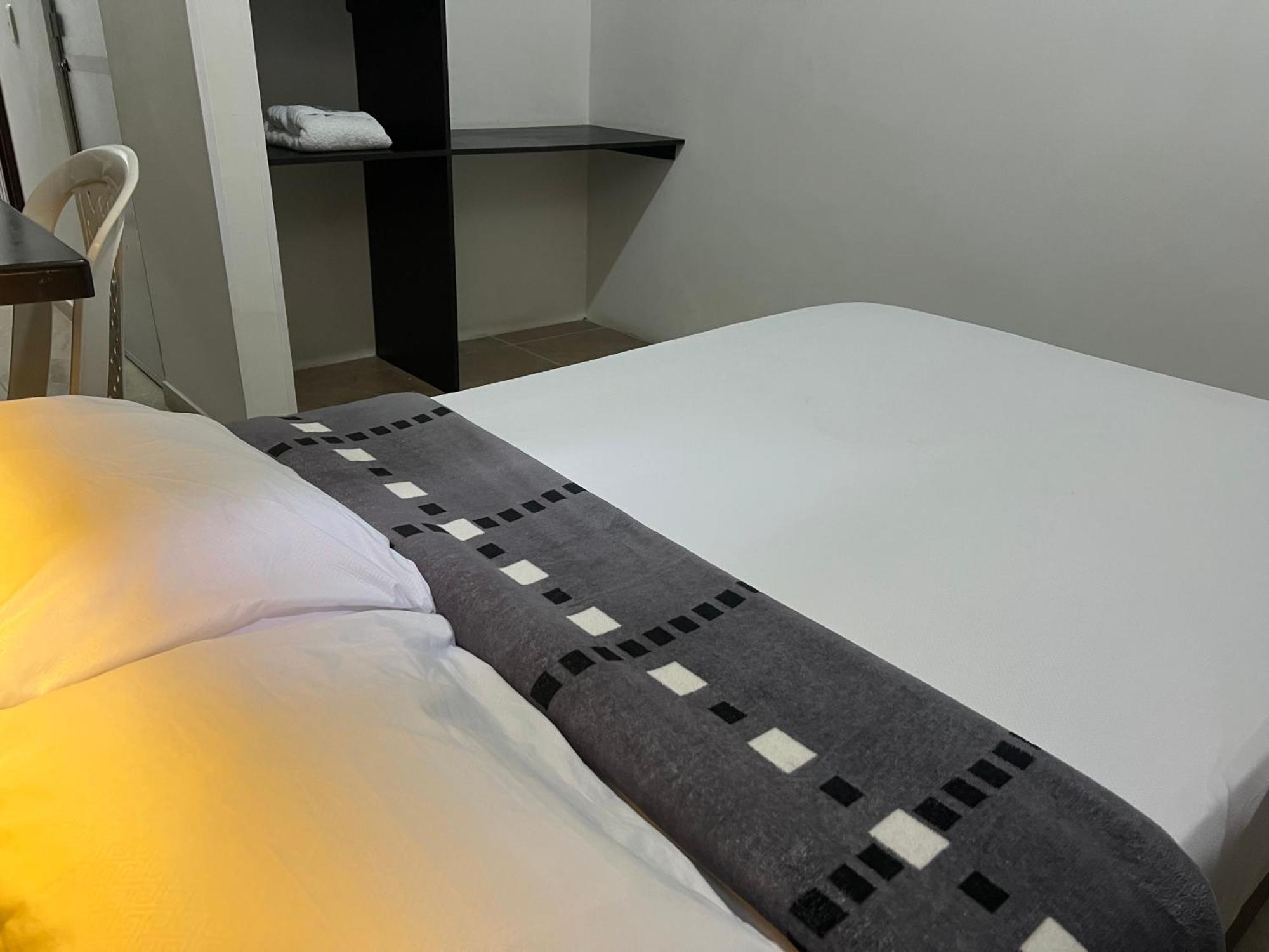Hotel Marialu Ocana Ngoại thất bức ảnh