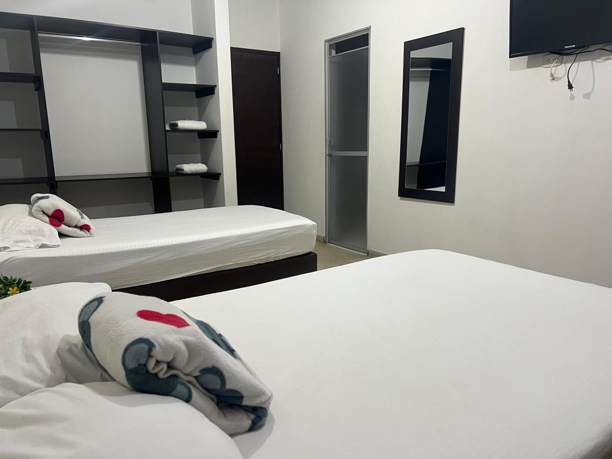 Hotel Marialu Ocana Ngoại thất bức ảnh