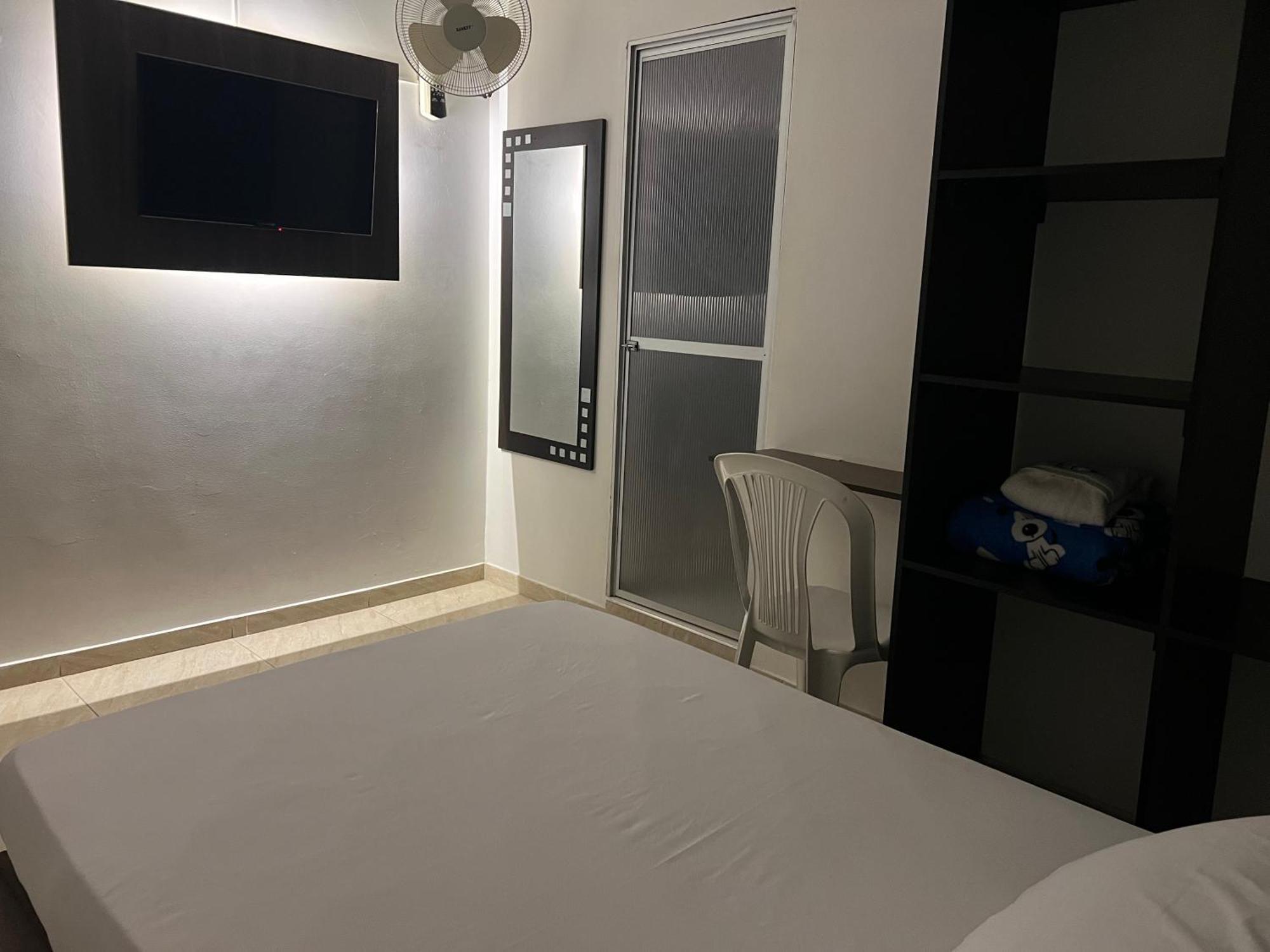 Hotel Marialu Ocana Ngoại thất bức ảnh